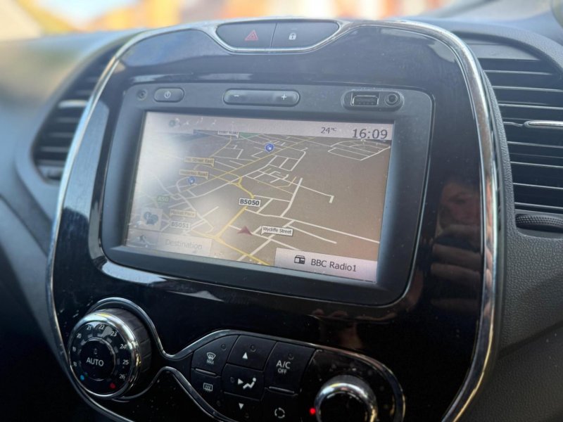RENAULT CAPTUR