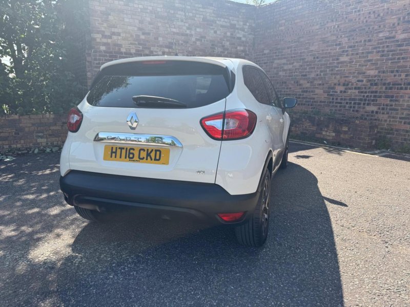 RENAULT CAPTUR