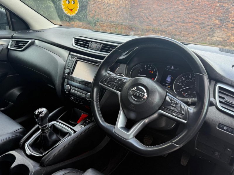 NISSAN QASHQAI