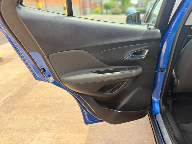 VAUXHALL MOKKA