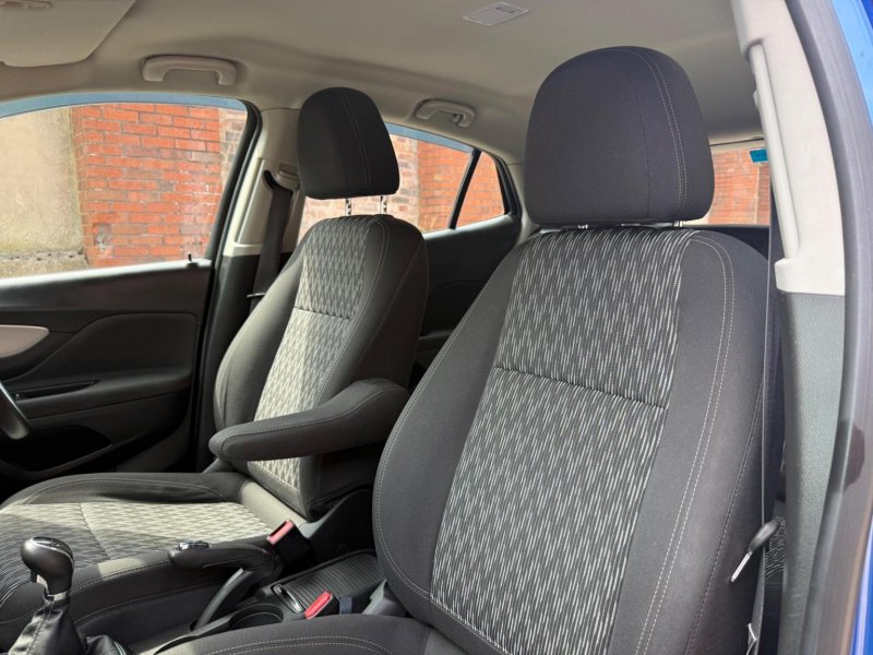 VAUXHALL MOKKA