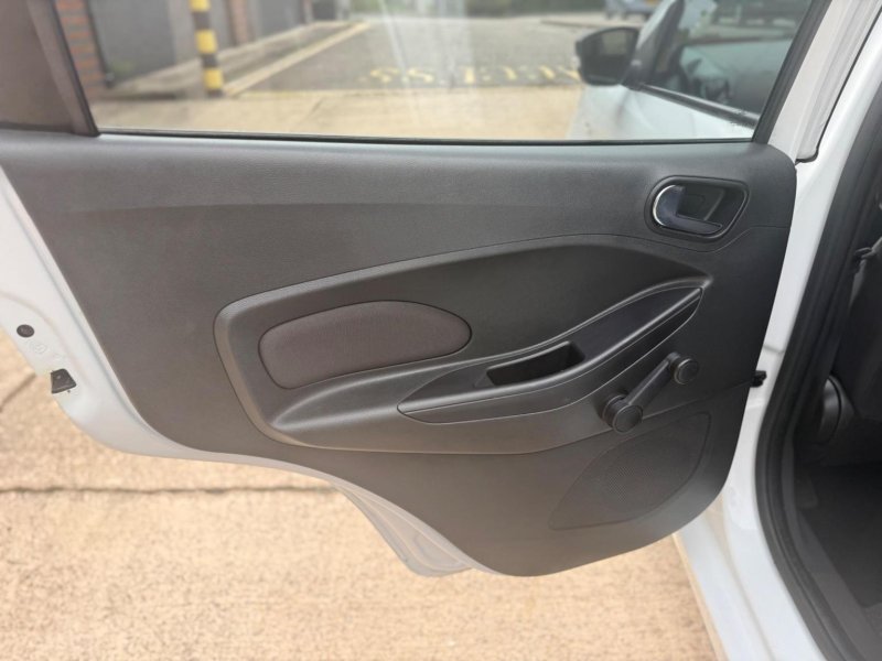 FORD KA+