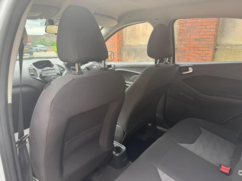 FORD KA+