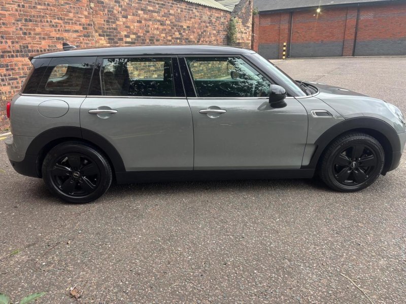 MINI CLUBMAN